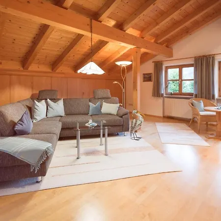 Haus Gstatter Inkl. Chiemgaukarte Appartement *