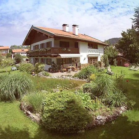 Haus Gstatter Inkl. Chiemgaukarte Appartement *